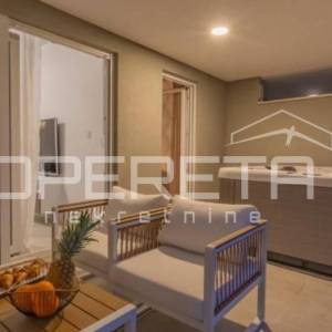 Luksuzan stan s vrtom i jacuzzijem, čuvani kompleks, Split