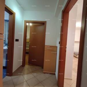 Prodaja stana s 2. spavaće sobe u blizini centra grada, Pula! Dolinka.