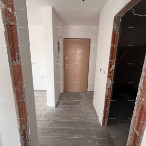 Prodaja stana s parkirnim mjestom i spremištem, odlična lokacija, Ližnjan!