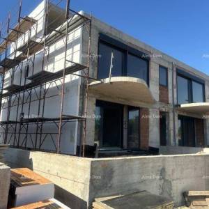 Prodaja stana s vrtom u novogradnji, Tar!