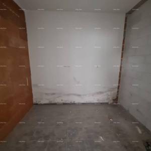 Prodaja stana u stambeno-poslovnoj zgradi, blizini centra, Pula! E1