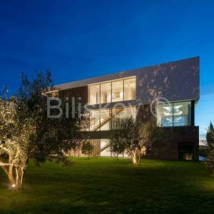 Prodaja, Sukošan, luksuzna vila, prvi red do mora, lift