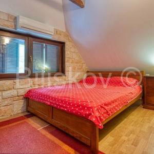 Prodaja, Sveta Nedelja, samostojeća kuća,bazen, vrt