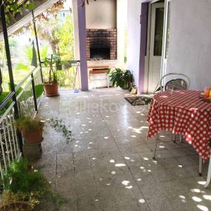 Prodaja, Trogir, centar, dvojna kuća na 2 etaže, okućnica