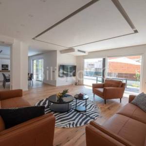 Prodaja, Trogir, luksuzna vila s pogledom na more