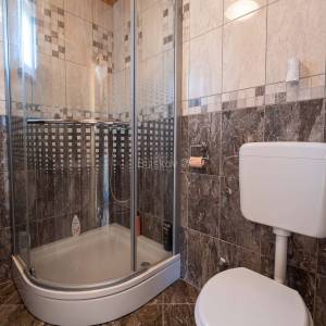 Prodaja, Tuhelj, samostojeća kuća, vrt, terasa, parking