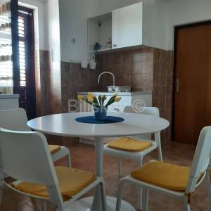 Prodaja, Ugljan, Preko, samostojeća kuća, odlična lokacija