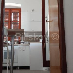 Prodaja, Ugljan, Preko, samostojeća kuća, odlična lokacija