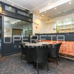 Prodaja, Ulični lokal, Prečko, Handelova , 77m2