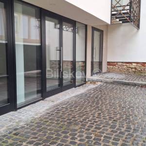 Prodaja, Varaždin, Centar, fantastičan poslovni prostor 653 m2, PM