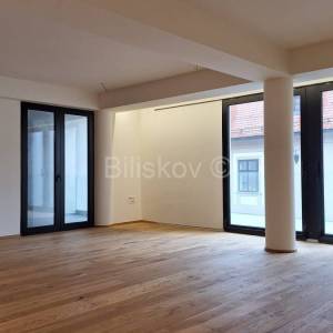 Prodaja, Varaždin, Centar, fantastičan poslovni prostor 653 m2, PM