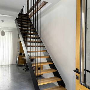 Prodaja, Varaždin, Centar,adaptirana starinska kuća u nizu,open space