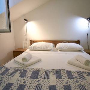 Prodaja, Vodice, dva samostojeća apartmanska objekta