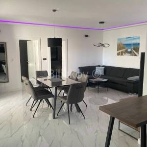 Prodaja, Vodice, Srima, stambeni  objekt sa 5 apartmana