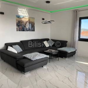 Prodaja, Vodice, Srima, stambeni  objekt sa 5 apartmana