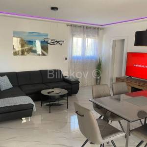 Prodaja, Vodice, Srima, stambeni  objekt sa 5 apartmana