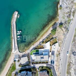 Prodaja, Zadar, luksuzna villa, bazen, prvi red do mora 