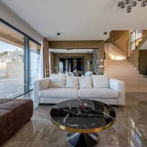 Prodaja, Zadar, luksuzna villa, bazen, prvi red do mora 