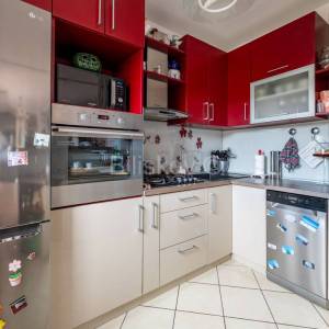 Prodaja, Zagreb, blizina Vinogradske, prostrana trokatnica, okućnica