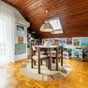 Prodaja, Zagreb, blizina Vinogradske, prostrana trokatnica, okućnica