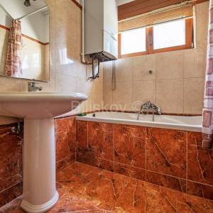 Prodaja, Zagreb, Borčec, prekrasna kuća na tri etaže, terasa, garaža