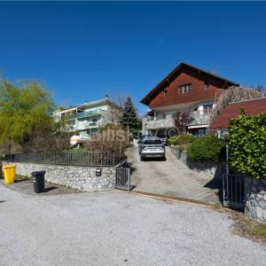 Prodaja, Zagreb, Borčec, prekrasna kuća na tri etaže, terasa, garaža