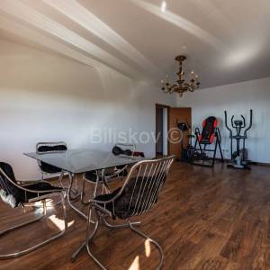 Prodaja, Zagreb, Borčec, prekrasna kuća na tri etaže, terasa, garaža