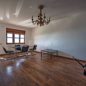 Prodaja, Zagreb, Borčec, prekrasna kuća na tri etaže, terasa, garaža