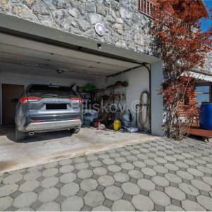 Prodaja, Zagreb, Borčec, prekrasna kuća na tri etaže, terasa, garaža