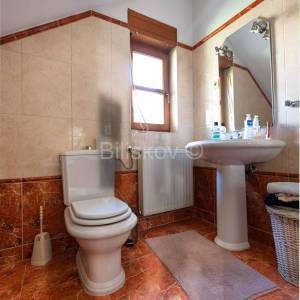 Prodaja, Zagreb, Borčec, prekrasna kuća na tri etaže, terasa, garaža