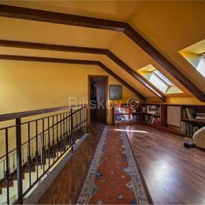 Prodaja, Zagreb, Borčec, prekrasna kuća na tri etaže, terasa, garaža