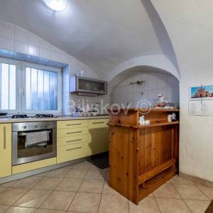 Prodaja, Zagreb, Centar, 3-soban stan, tramvaj zona