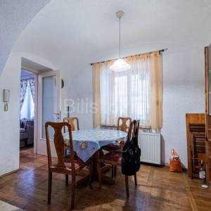 Prodaja, Zagreb, Centar, 3-soban stan, tramvaj zona