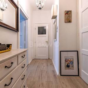 Prodaja, Zagreb, Centar, građanski stan, 1. kat, parking