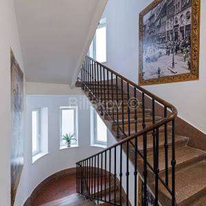 Prodaja, Zagreb, Centar, građanski stan, 1. kat, parking