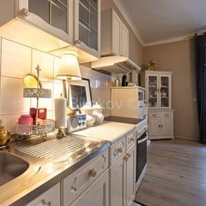 Prodaja, Zagreb, Centar, građanski stan, 1. kat, parking