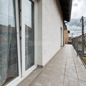 Prodaja, Zagreb, Donja Kustošija, šesterosoban dvoetažni stan