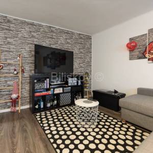 Prodaja, Zagreb, Donji grad, dvosoban stan 41 m², prizemlje, parking