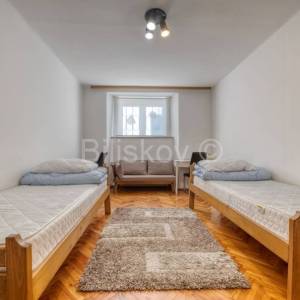 Prodaja, Zagreb, Donji grad, četverosoban stan