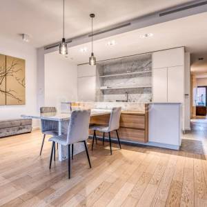 Prodaja, Zagreb, Donji grad, trosoban stan, 2GPM, loggia