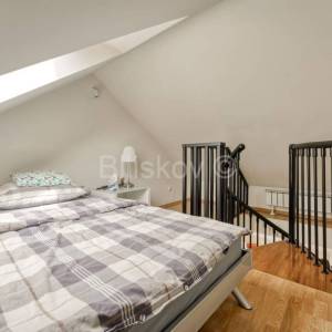 Prodaja, Zagreb, Gornji Grad,luksuzno uređen sedmerosobni stan