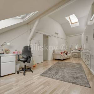 Prodaja, Zagreb, Gornji Grad,luksuzno uređen sedmerosobni stan