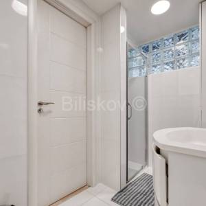 Prodaja, Zagreb, Gornji Grad,luksuzno uređen sedmerosobni stan