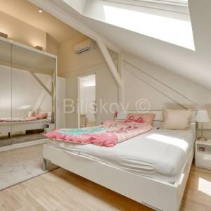 Prodaja, Zagreb, Gornji Grad,luksuzno uređen sedmerosobni stan