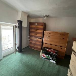 Prodaja, Zagreb, Gornji grad, 2 odvojena stana