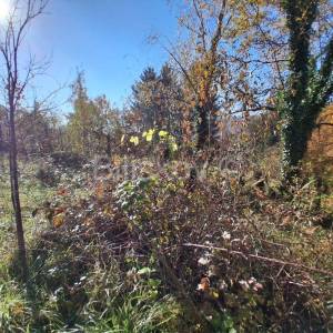 Prodaja, Zagreb, Granešina, građevinsko - stambeno zemljište 808m2.