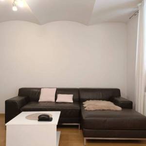 Prodaja: Zagreb-Ilica, 2S stan 67m2 s balkonom, dvorišna zgrada