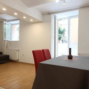 Prodaja: Zagreb-Ilica, 2S stan 67m2 s balkonom, dvorišna zgrada