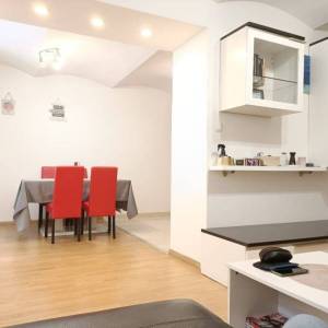 Prodaja: Zagreb-Ilica, 2S stan 67m2 s balkonom, dvorišna zgrada