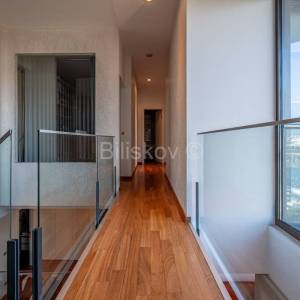 Prodaja, Zagreb, Kanal, dvoetažni 5sobni svjetao stan, loggia,parking